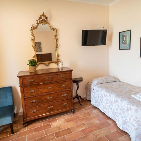 Agriturismo Villa Val D'Olivi Capodacqua  エクステリア 写真
