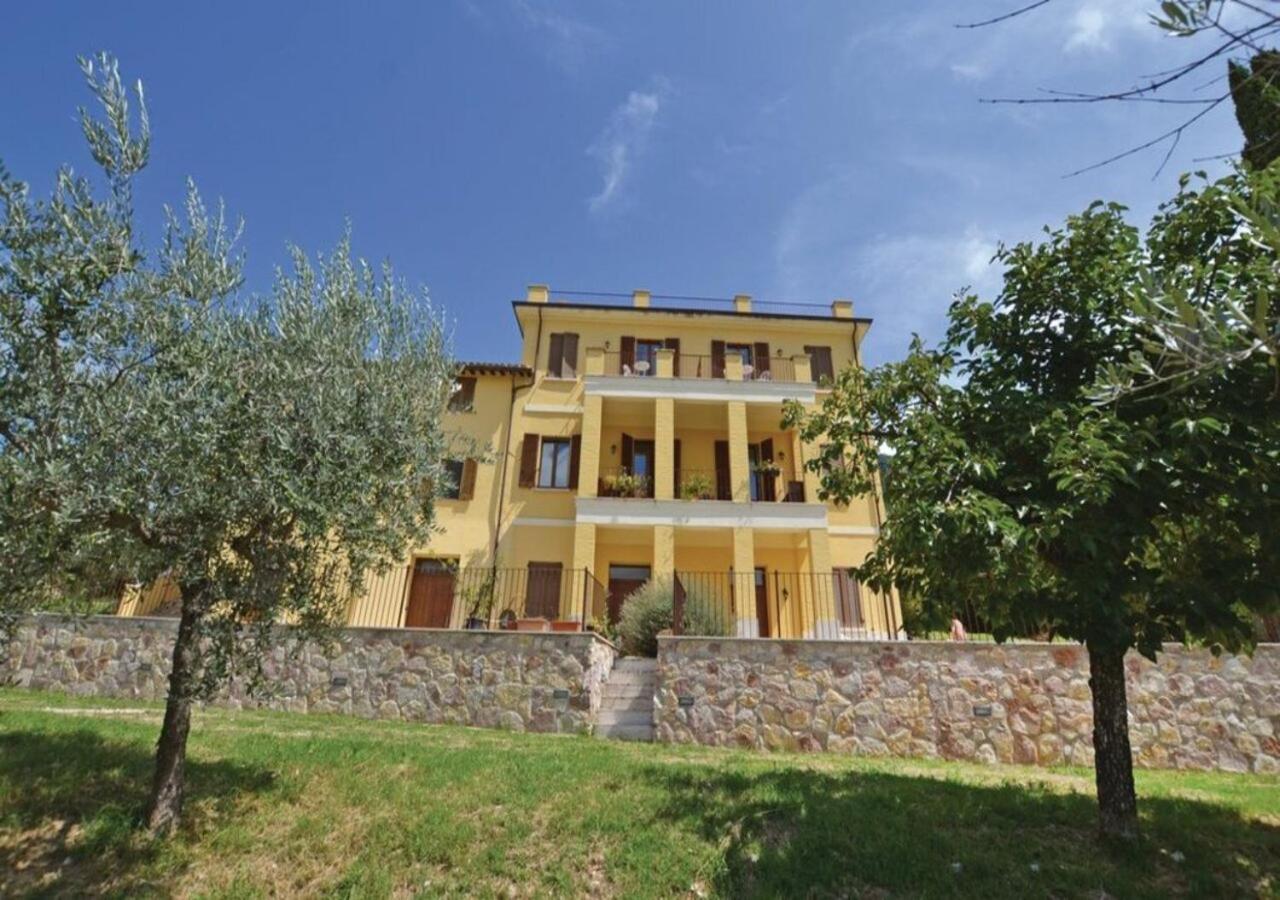 Agriturismo Villa Val D'Olivi Capodacqua  エクステリア 写真
