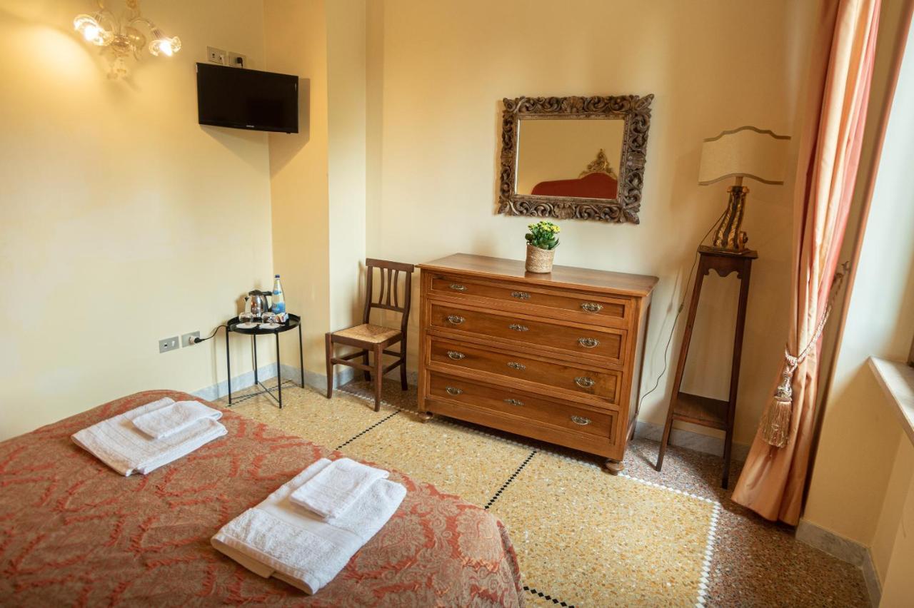 Agriturismo Villa Val D'Olivi Capodacqua  エクステリア 写真
