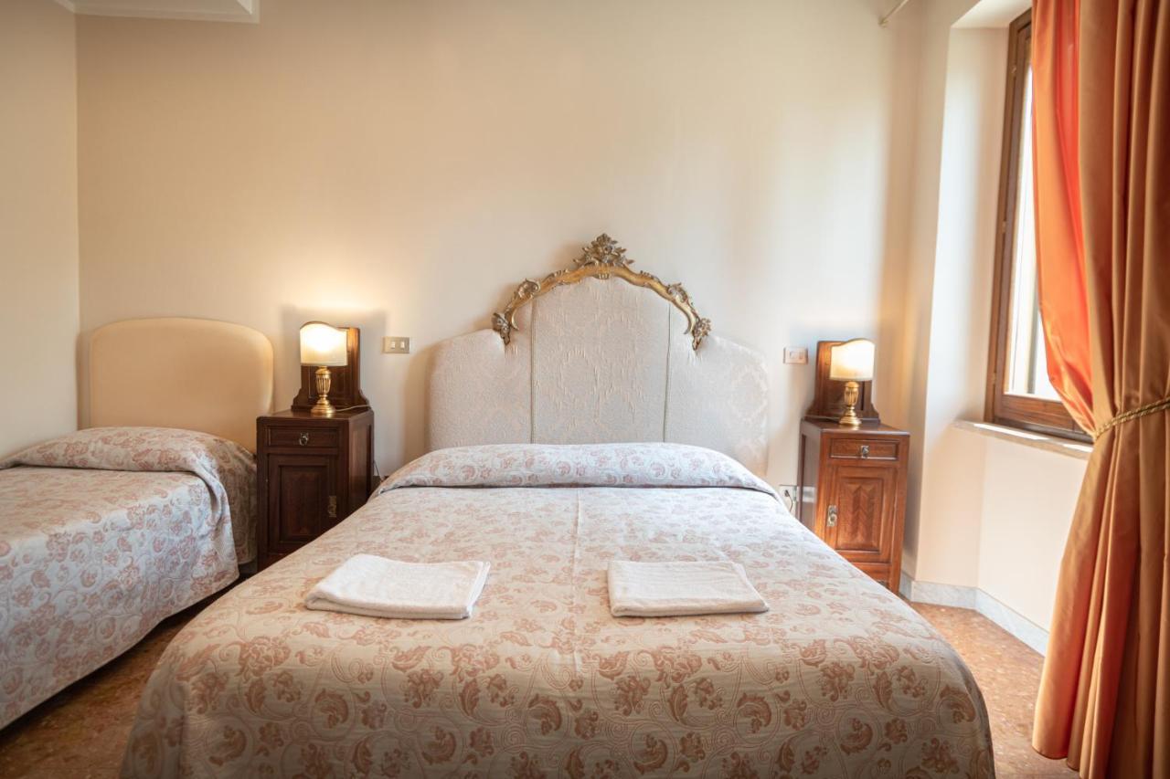 Agriturismo Villa Val D'Olivi Capodacqua  エクステリア 写真