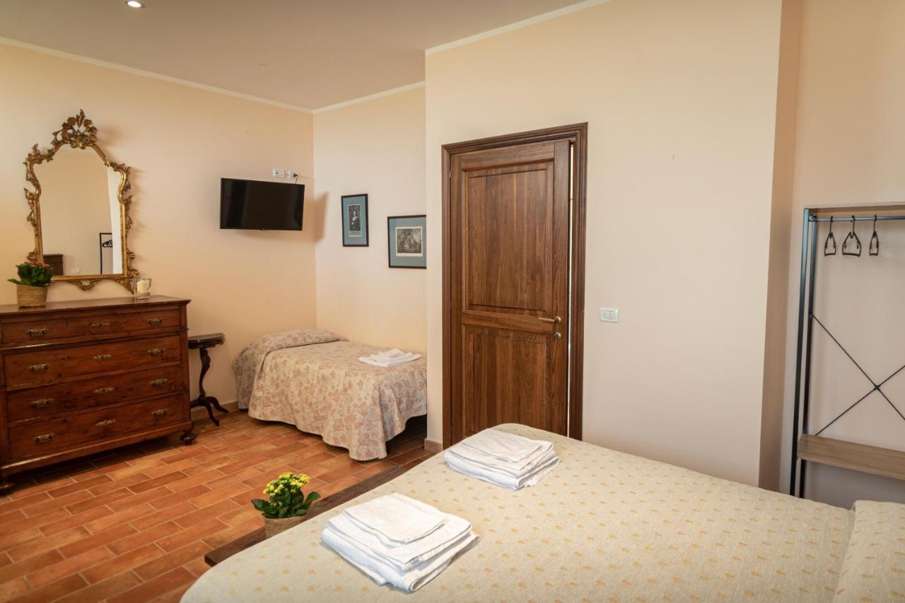 Agriturismo Villa Val D'Olivi Capodacqua  エクステリア 写真