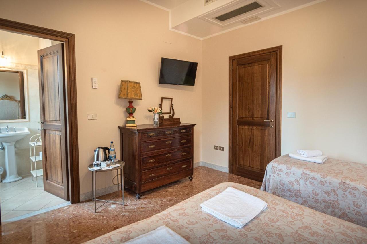 Agriturismo Villa Val D'Olivi Capodacqua  エクステリア 写真