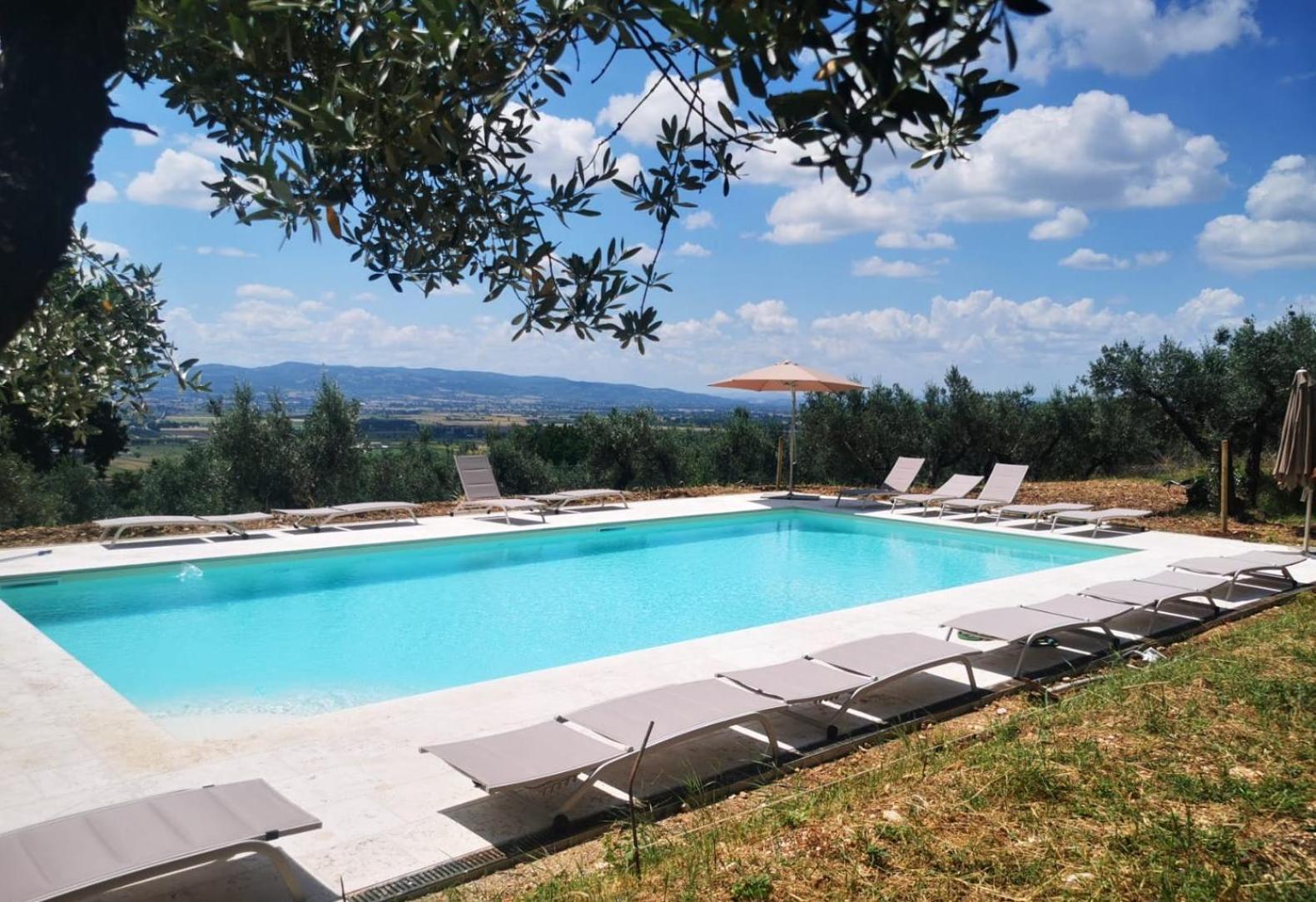 Agriturismo Villa Val D'Olivi Capodacqua  エクステリア 写真